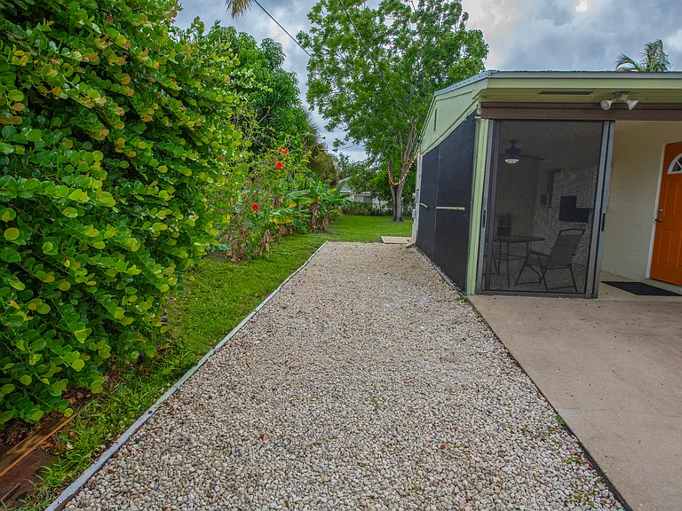 5753 SE 47th Ave — Photo 18