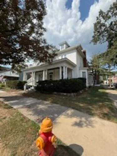 103 W Main St Photo 1