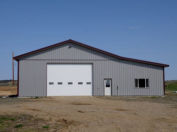 2nd image of 1056 County Road 103