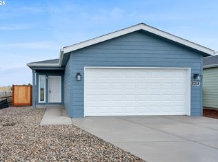 1437 53rd St, Florence, OR 97439