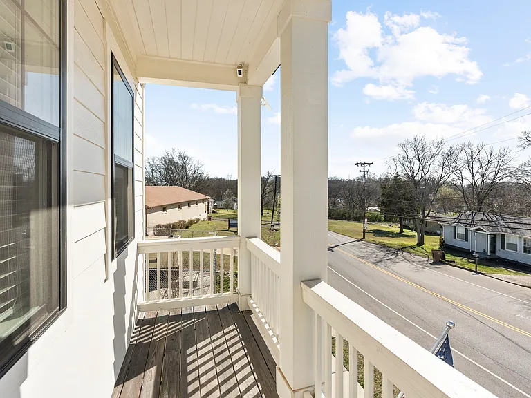 2045 Oakwood Ave — Photo 22