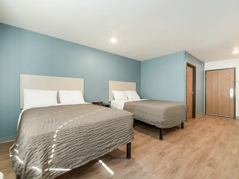 Studio Suite - 2 Full Beds