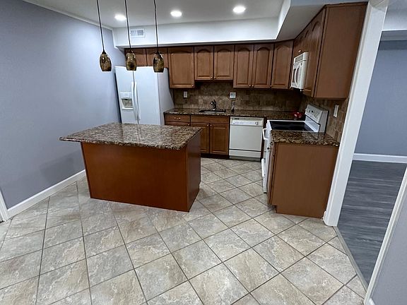 4th image of 3143 Sheffield Pl