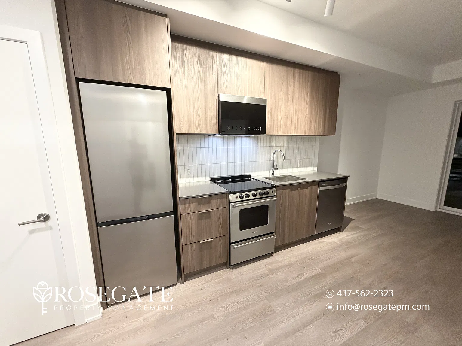 3008 William Cutmore Boulevard Oakville — Photo 3