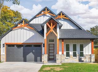4005 Willing Ave, Fort Worth, TX 76110
