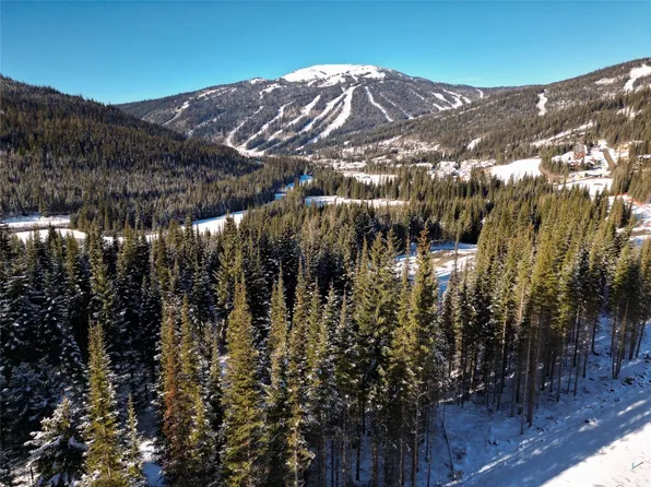 9 McGillivray Lake Dr, Sun Peaks, BC V0E 5N0