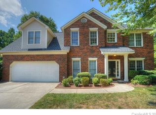 10101 Grimsby Ct, Huntersville, NC 28078