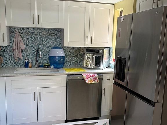 5th image of 7123 Penner Ln APT 7