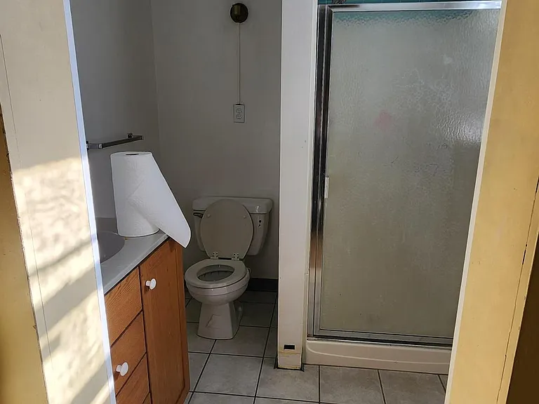 845 W Stephenson St #5 — Photo 15