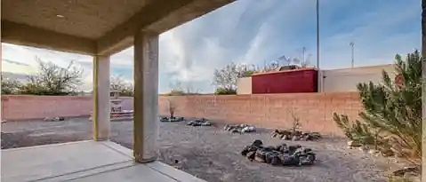 5th image of 2758 Rebano St