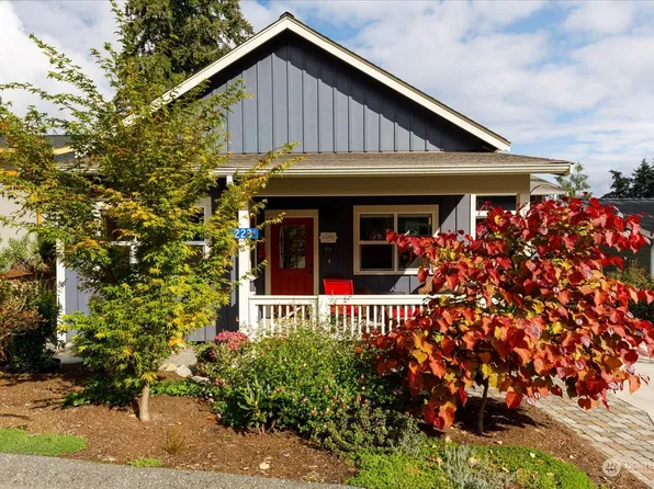 223 Clover Court, Langley, WA 98260