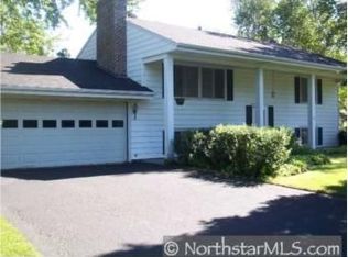 15513 Park Terrace Dr, Eden Prairie, MN 55346