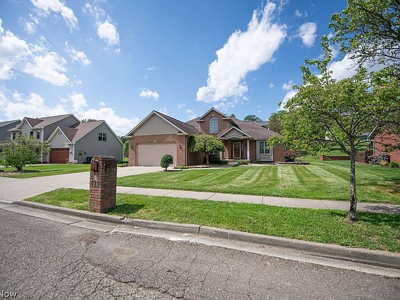 5th image of 113 Howard Dr