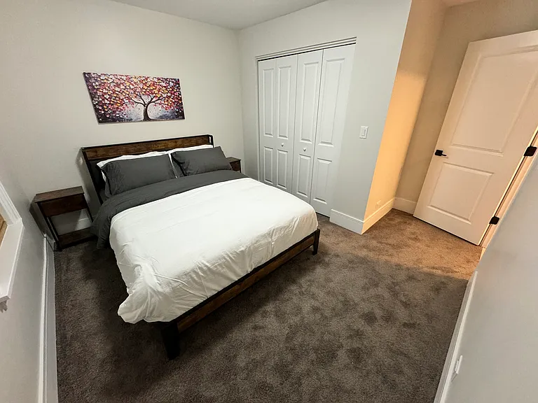 4000 Forest Ave #3 — Photo 12