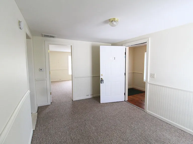 272 W Bruce St — Photo 8