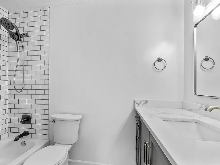 3800 Wiano Dr — Photo 6