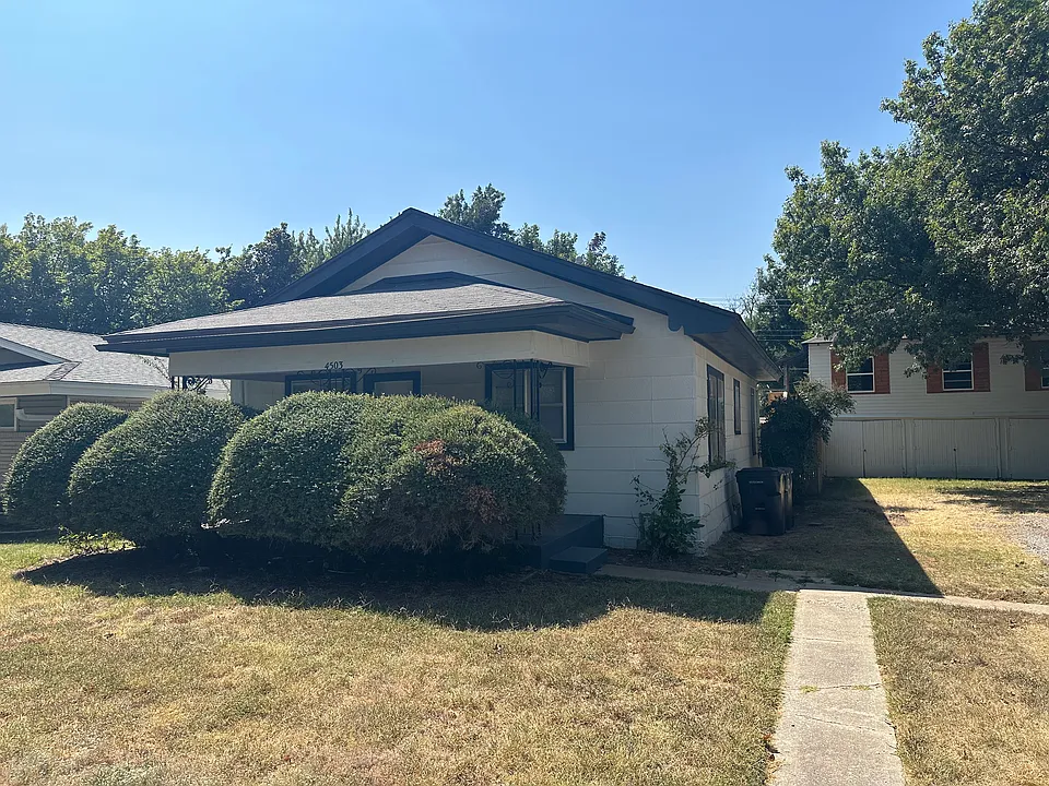 4503 N Peniel Ave