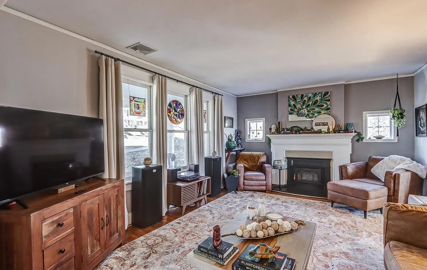 3 bed, 1680 sqft, $2,400 — Photo 4