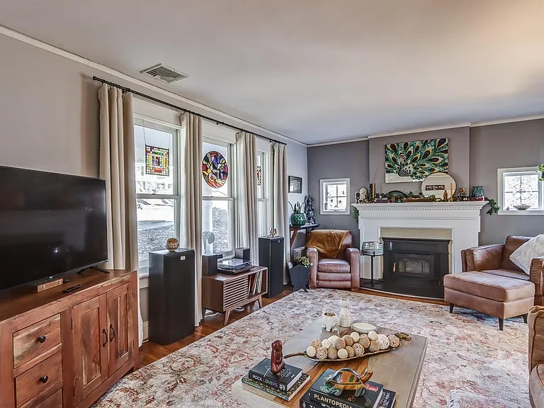 414 Norfolk Ave — Photo 4