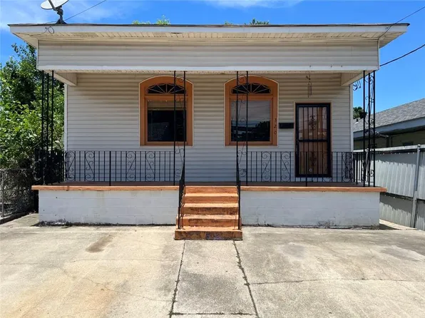 320 De Armas St, New Orleans, LA 70114