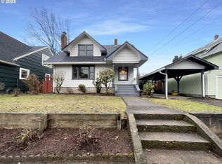 3045 SE Van Waters St, Portland, OR 97222