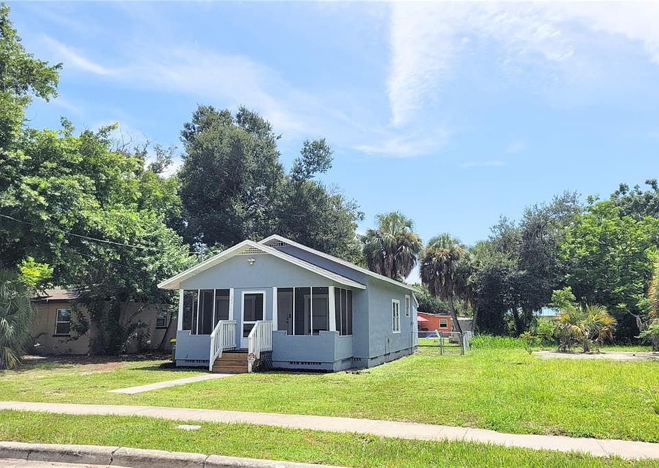 1st image of 1542 29TH STREET