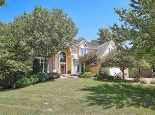 9329 Redbud Ln, Lenexa, KS 66220