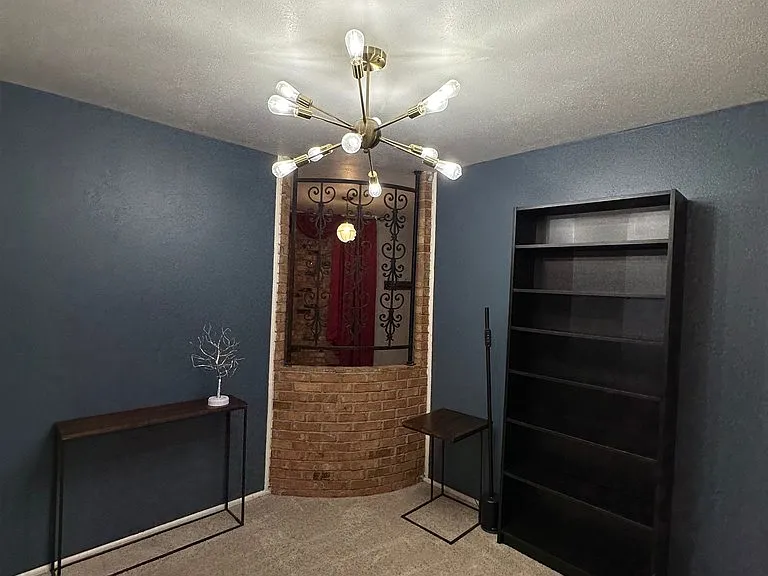 3317 Providence Dr — Photo 15