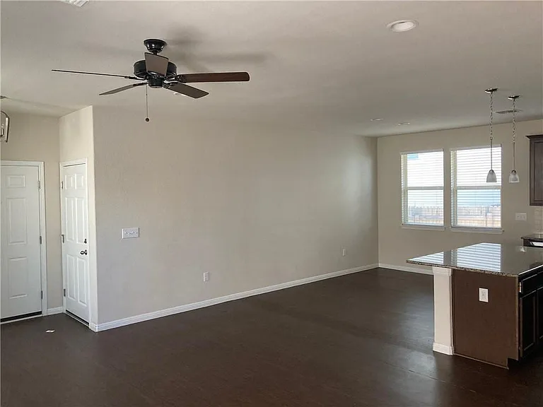 480 Triumph Rd — Photo 17