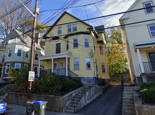 77 Camp St #2, Providence, RI 02906