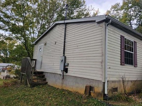 4th image of 110 Housley Ave