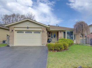 7 Kilkerran Cres, Kitchener, ON N2R 1B6