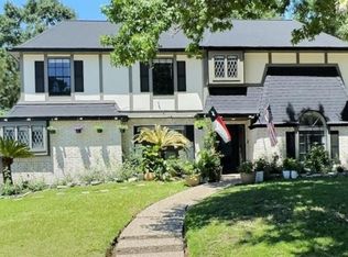 2511 Woodvale Dr, Kingwood, TX 77345