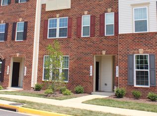 7574 Brunson Cir, Gainesville, VA 20155