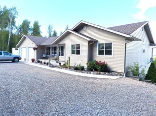 1406 Huckleberry Dr, Columbia Shuswap, BC V0E 2W1