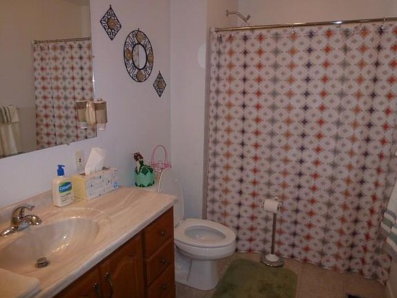 3rd image of 22 Marshall Dr