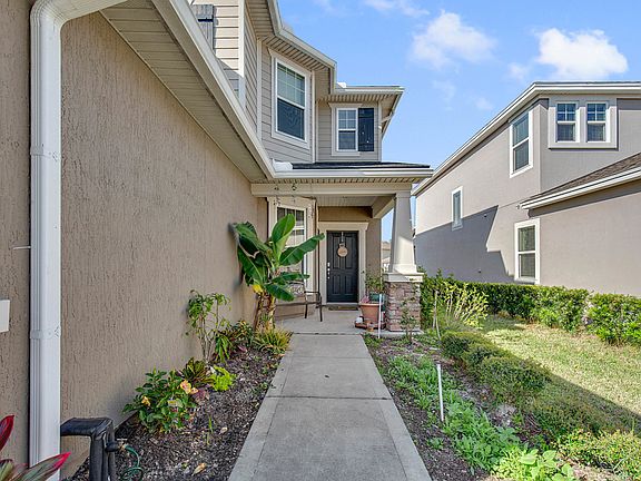 3rd image of 427 Sanctuary Dr