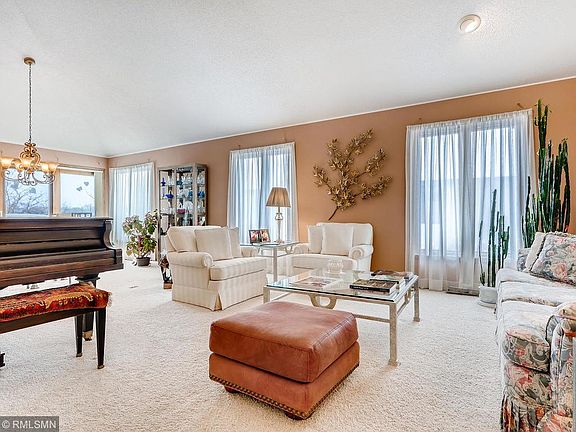 4th image of 9013 Glen Edin Ln