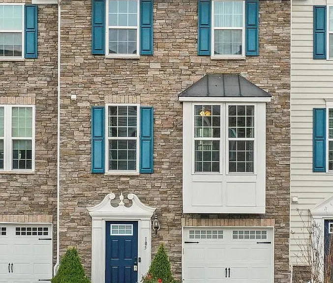 105 Chamomile Ct — Photo 1
