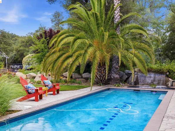 18450 Lambert Lake Rd, Sonora, CA 95370