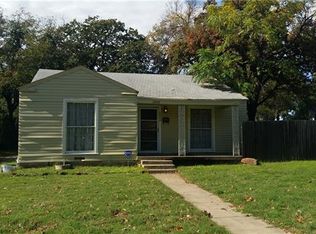 2009 Owens St, Haltom City, TX 76117