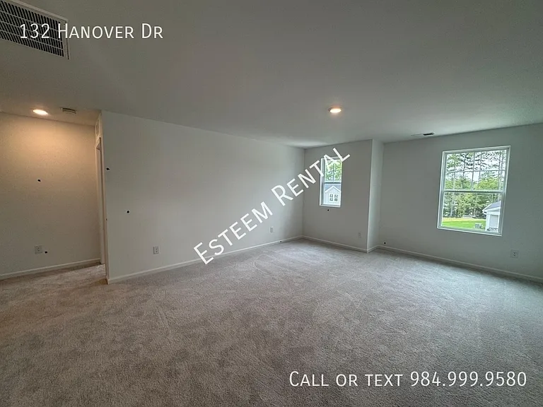 132 Hanover Dr — Photo 22