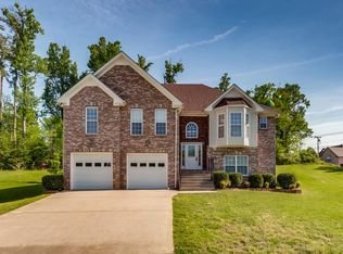 2005 Trace Ct, Clarksville, TN 37043