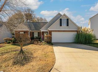 304 E Pheasant Hill Dr, Duncan, SC 29334