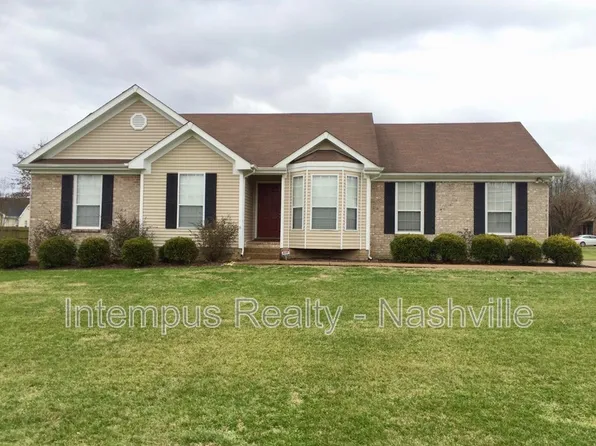 1761 Witt Way Dr, Spring Hill, TN 37174