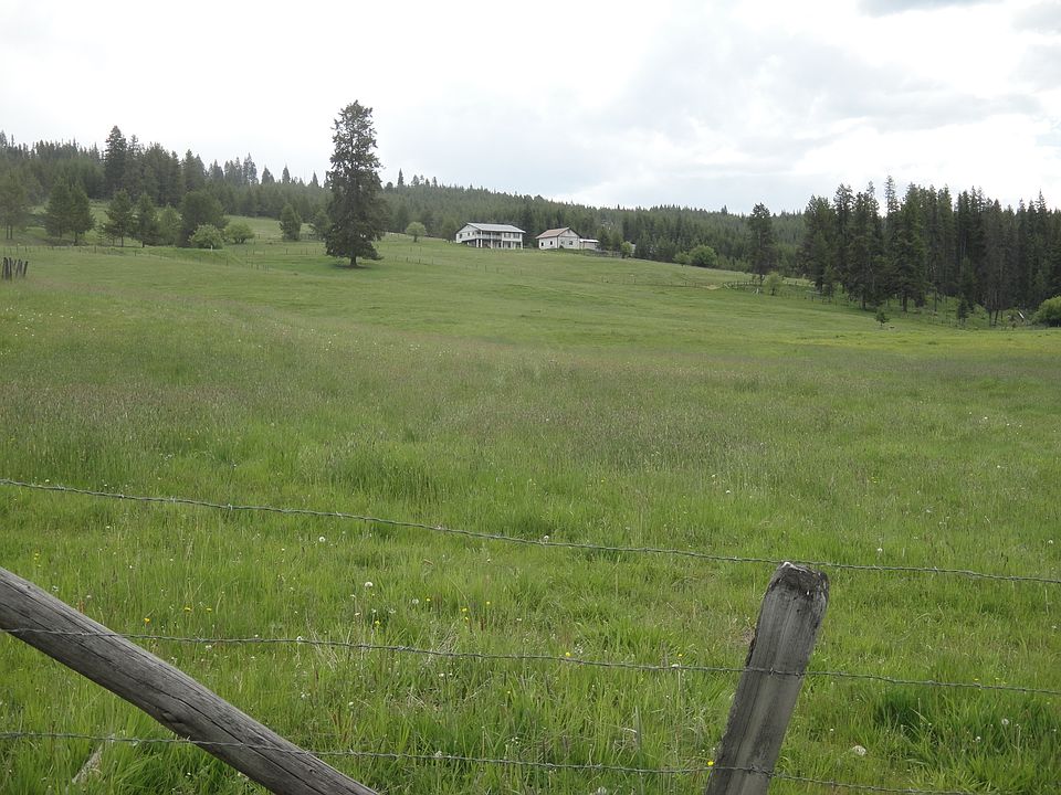 1st image of 200 School Dr