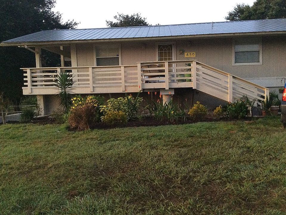 1st image of 430 39th Ave NW