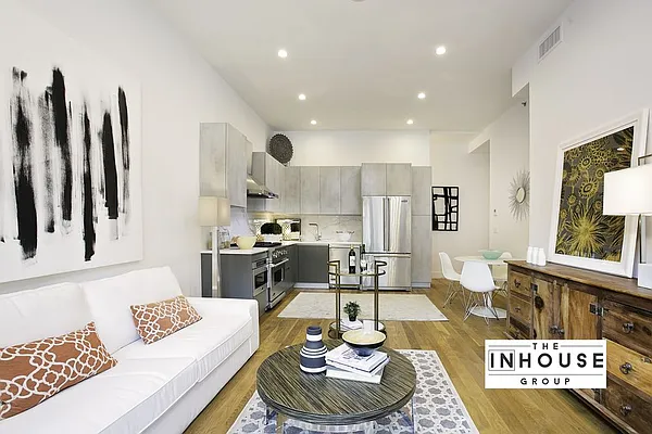 Sold by The In House Group | media 25