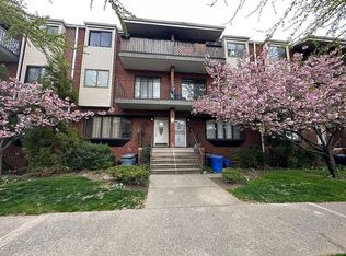 2811 E 26th St, Brooklyn, NY 11235