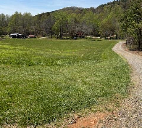 5th image of 1281 Lawrence Smith Rd